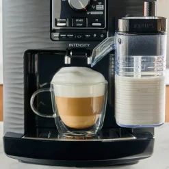 Ekspres do kawy ciśnieniowy KRUPS INTENSITY MILK EA5028 automatyczny z młynkiem
