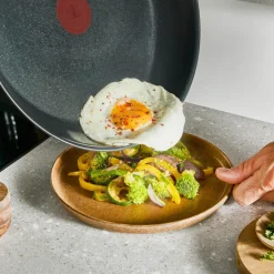 Patelnia ceramiczna TEFAL Extreme 24 cm