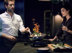 Patelnia wok nieprzywierająca WMF Profi Resist 28 cm