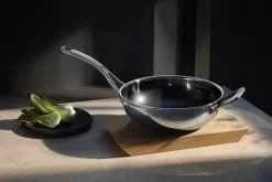 Patelnia wok nieprzywierająca WMF Profi Resist 28 cm