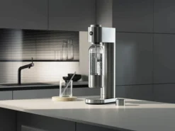 Saturator do wody gazowanej WMF Element One stalowy butelka 750ml