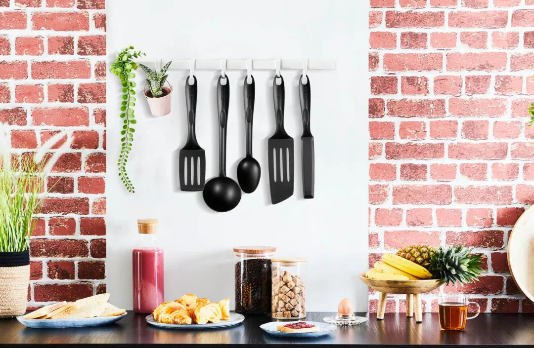 Zestaw akcesoriów kuchennych TEFAL INGENIO 13 elementów