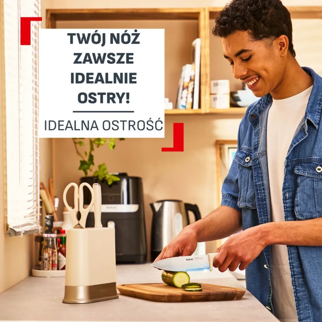 Zestaw 2 noży ze stali nierdzewnej oraz nożyczki TEFAL EverSharp Pro + blok z wbudowaną ostrzałką